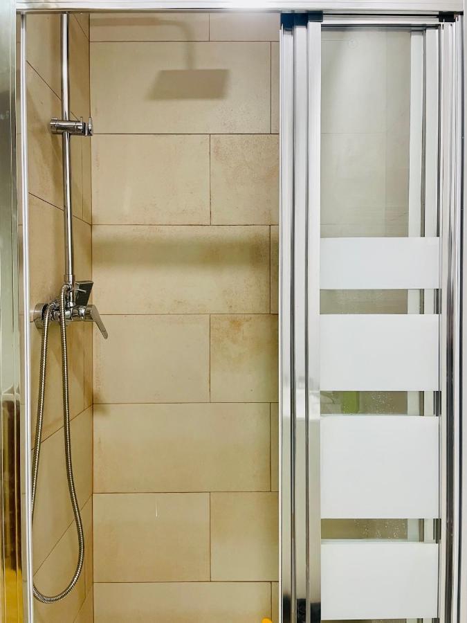 Punta Me Beautiful Apartments In Madrid Downtown Екстериор снимка